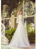 Long Sleeves Ivory Lace Organza Light Wedding Dress
